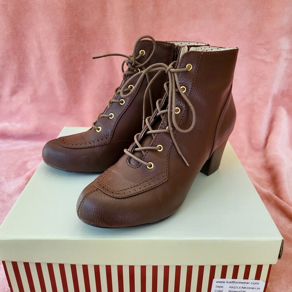 BAIT Brown Ankle Boots / Booties 1940s style "Razzle" Size 10